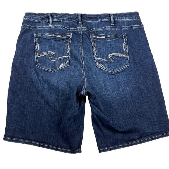 Silver Jeans Suki Denim Bermuda Shorts 11” Inseam Size 20 - Picture 2 of 8